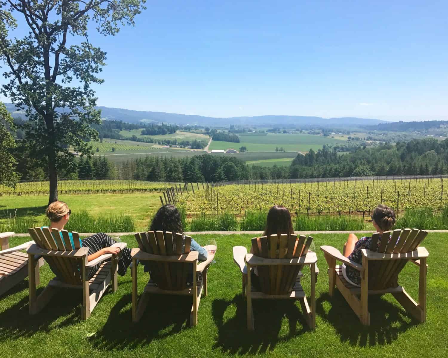Penner-Ash Vineyard in the Willamette Valley, where to eat, how to plan your trip | Everything you need to know for a visit to the Willamette Valley, Portland itinerary, wine weekend in Oregon, the perfect girls' trip #willamette #wineries #oregon