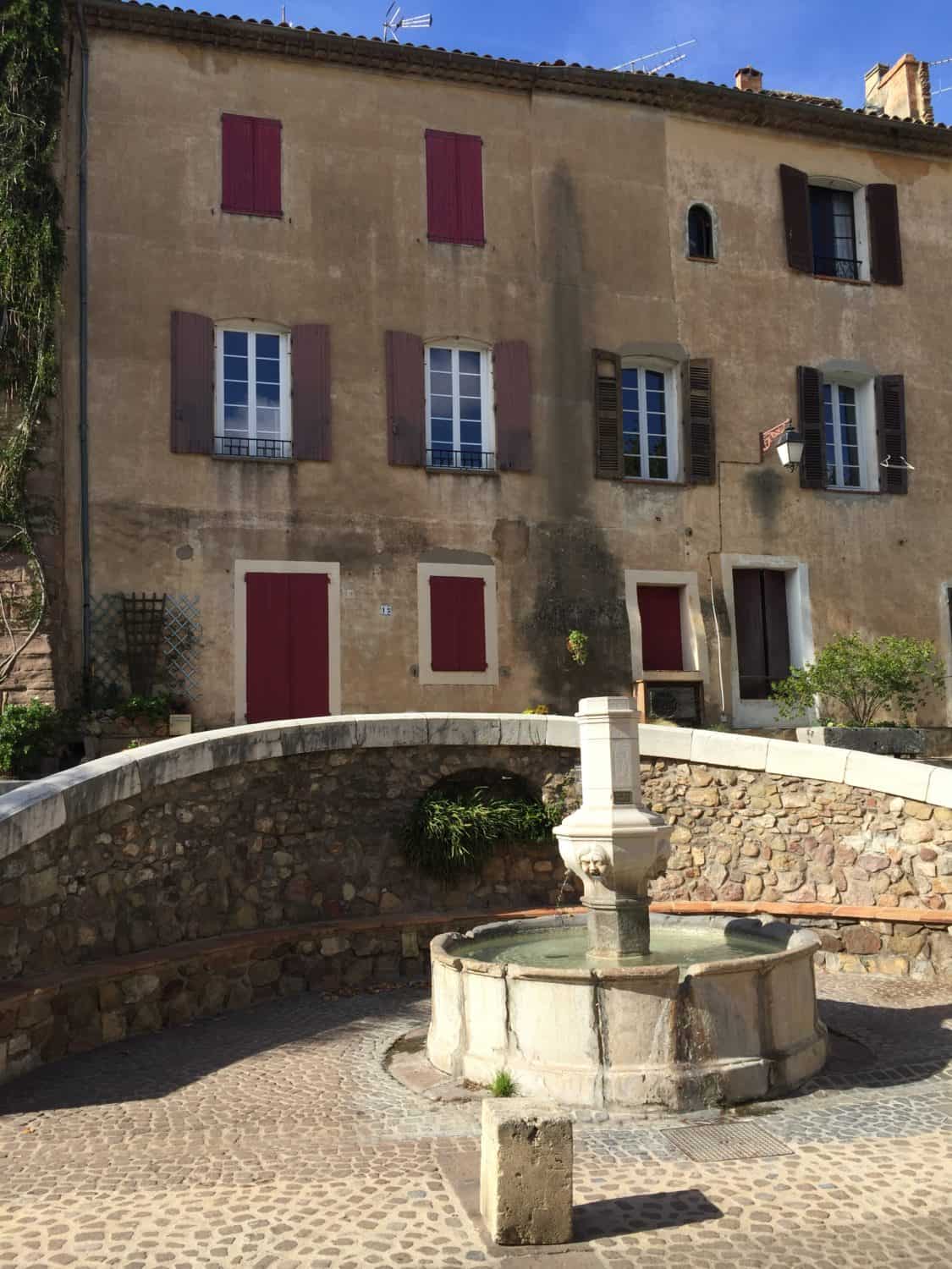 Why you should consider using little Roquebrune-sur-Argens as your base in the south of France | French Riviera towns, where to stay in the south of France | Roquebrune sur Argens #france #roquebrune #frenchriviera