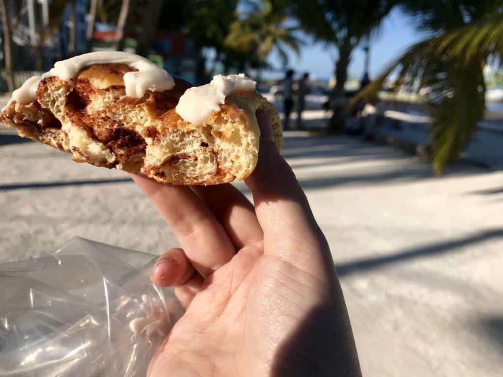 Where to eat in Caye Caulker, Belize...delicious dinner ideas, which Caye Caulker restaurants are worth your time, the best coffee, and more