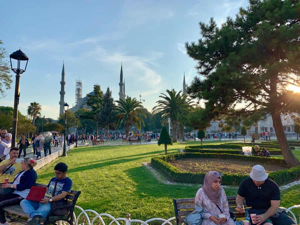 Planning the ultimate Istanbul itinerary - soaking in Sultanahmet's vibe