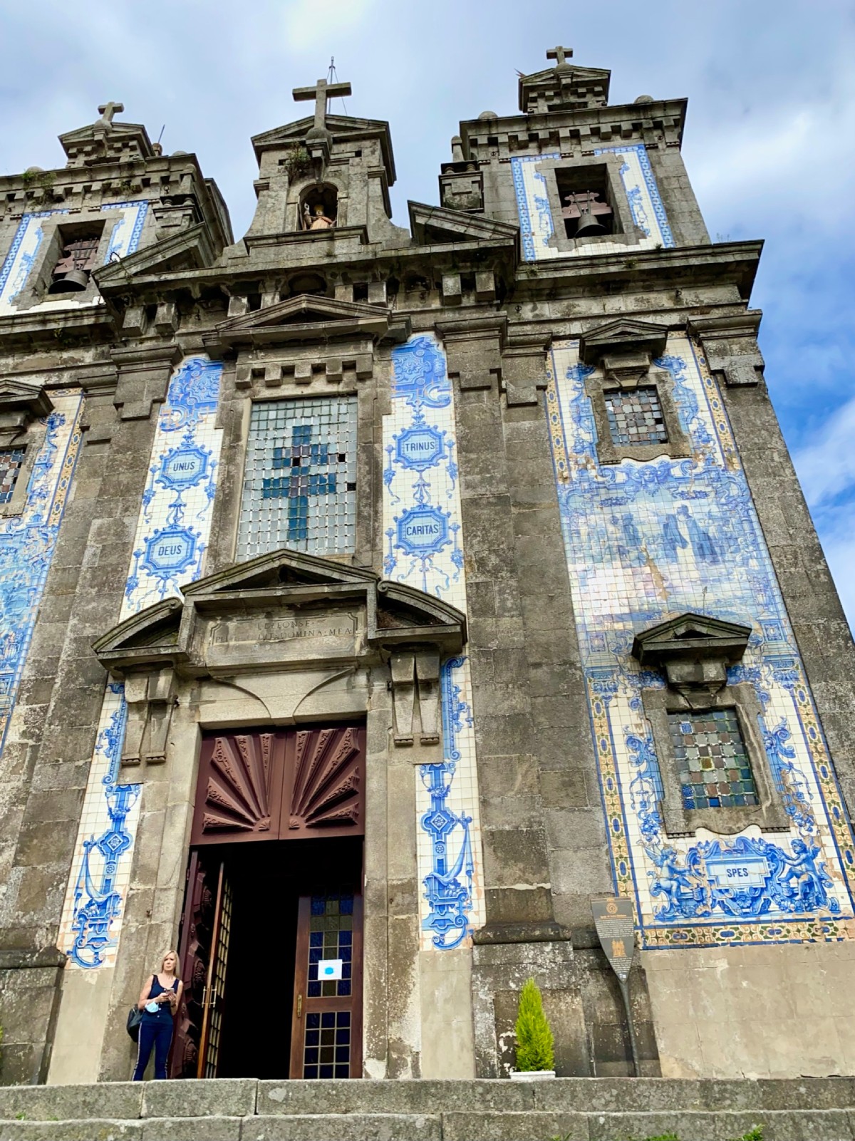 A travel guide for Porto - find all the amazing azulejo tiles