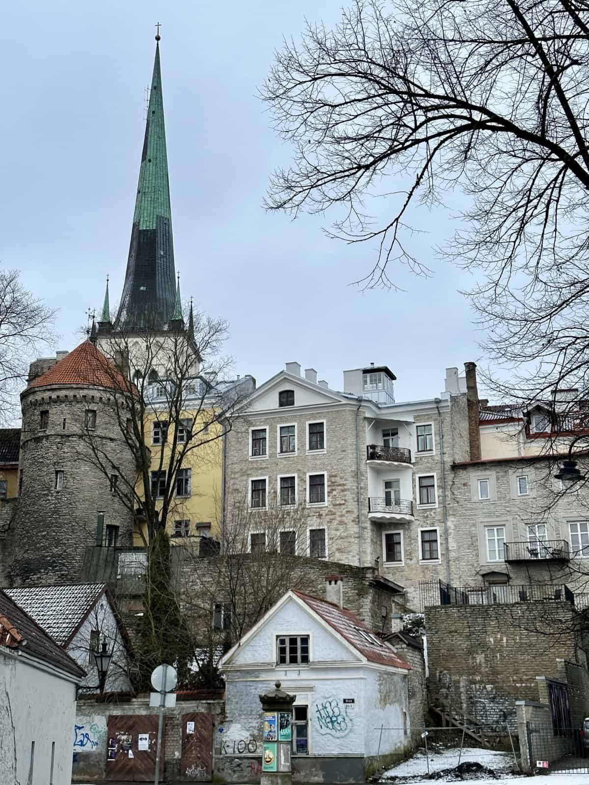 A Day in Tallinn, Estonia | entrance to Old Town