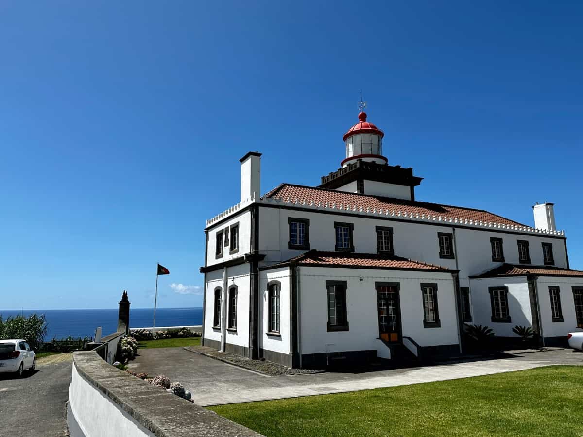 Things to do in Sao Miguel (Azores) - Farol da Ferraria lighthouse