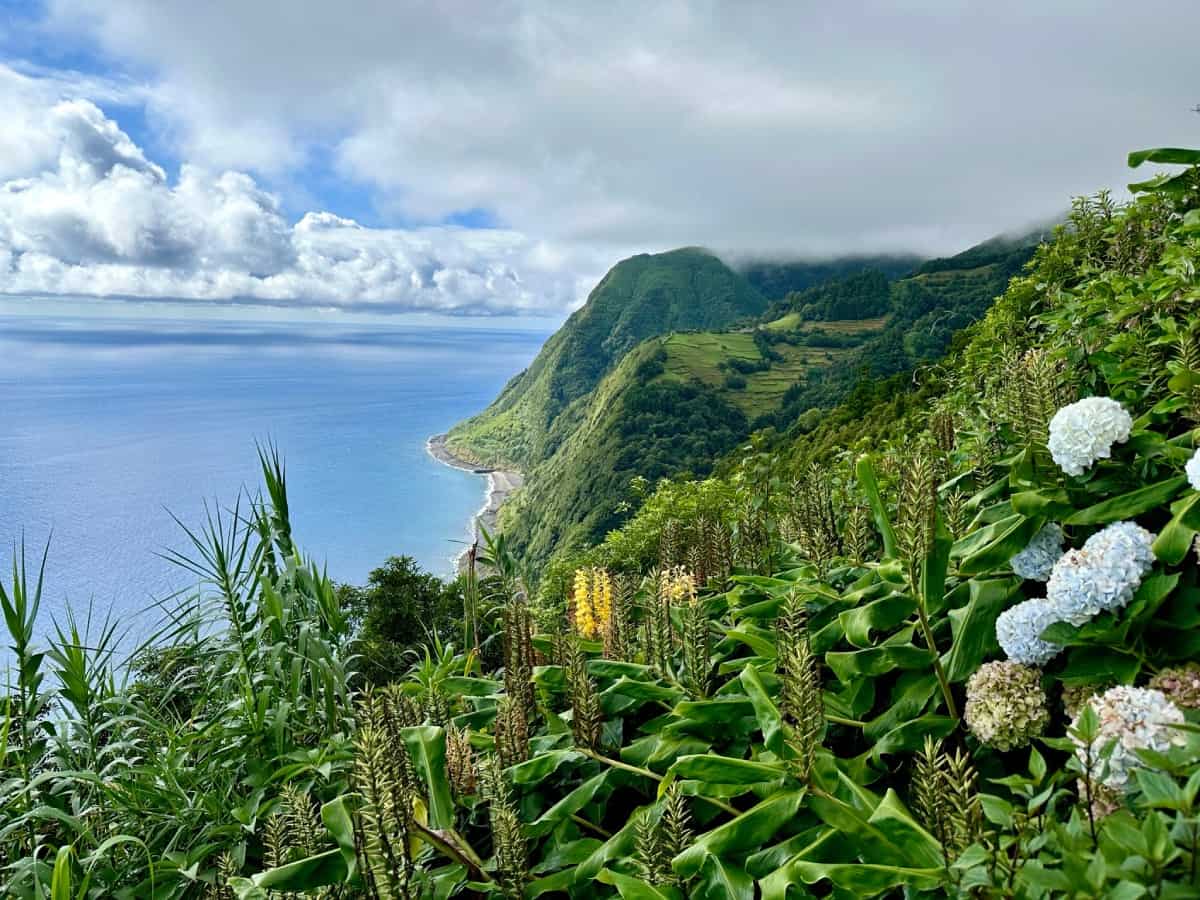 The beautiful views, trails, & botanical gardens at Miradouro da Ponta do Sossego were one of my favorite things to do in Sao Miguel, Azores